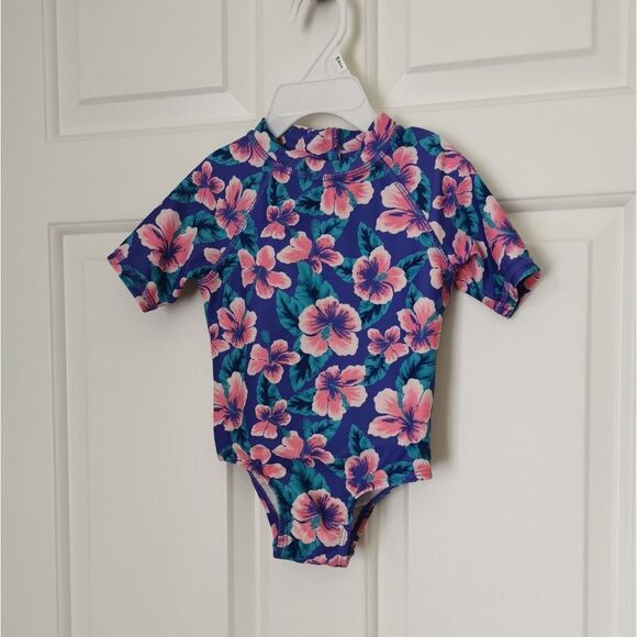 3/$20 Joe Fresh baby girl rash guard - Picture 1 of 5